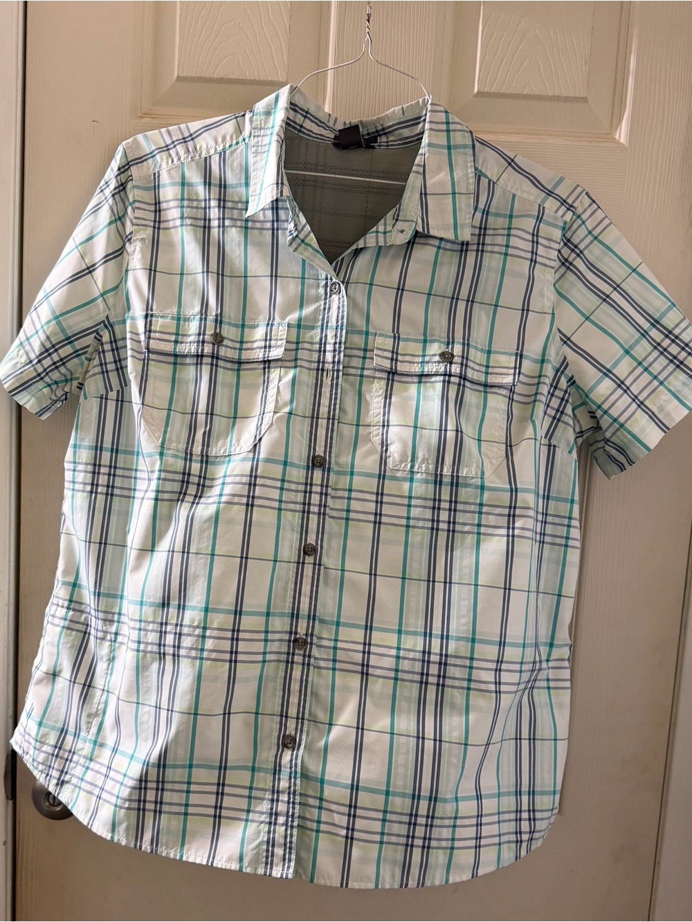 Eddie Bauer White Plaid Short-Sleeve Button-Down with Teal & Navy
